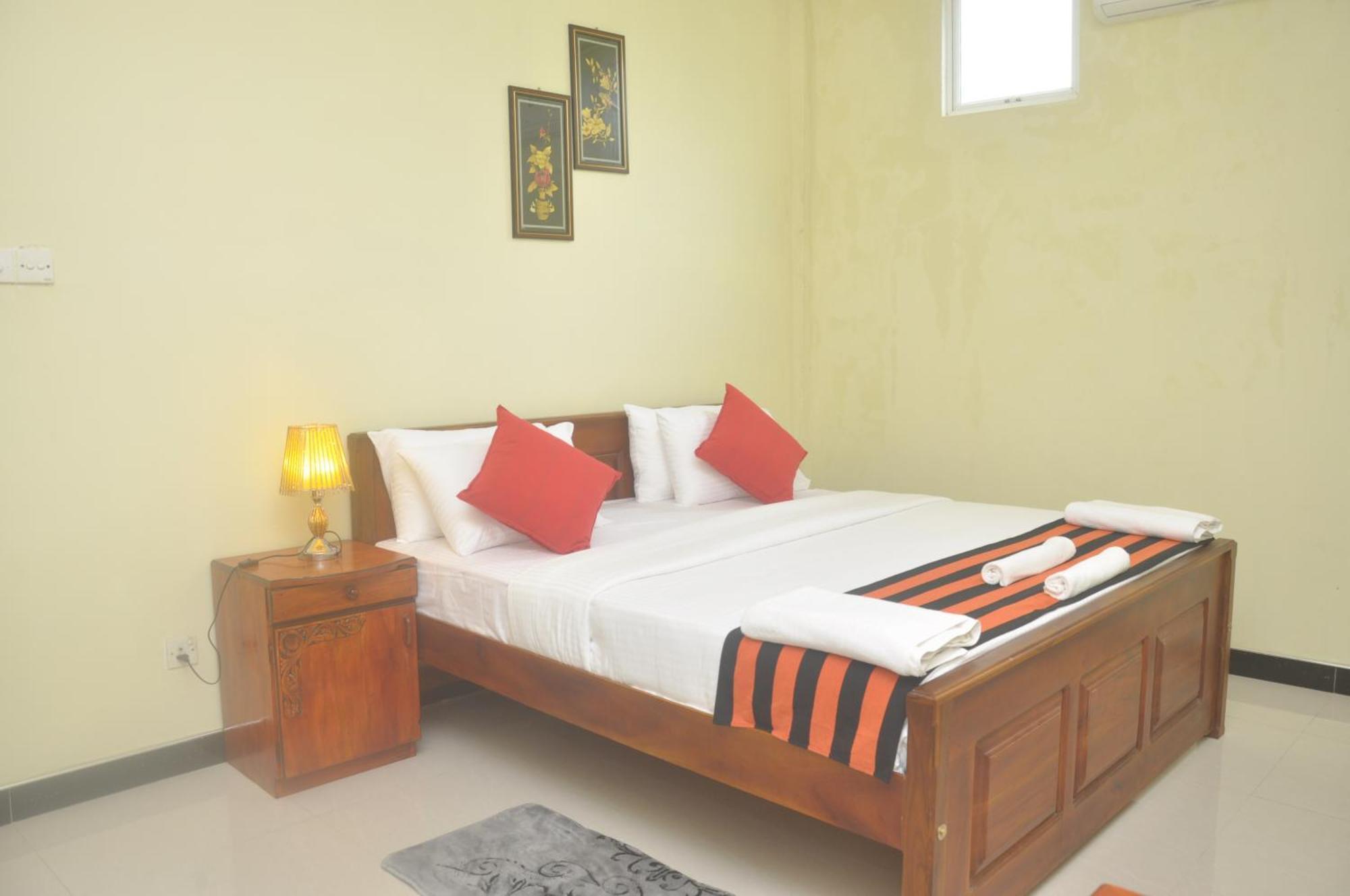 The Max Villa Negombo Luaran gambar