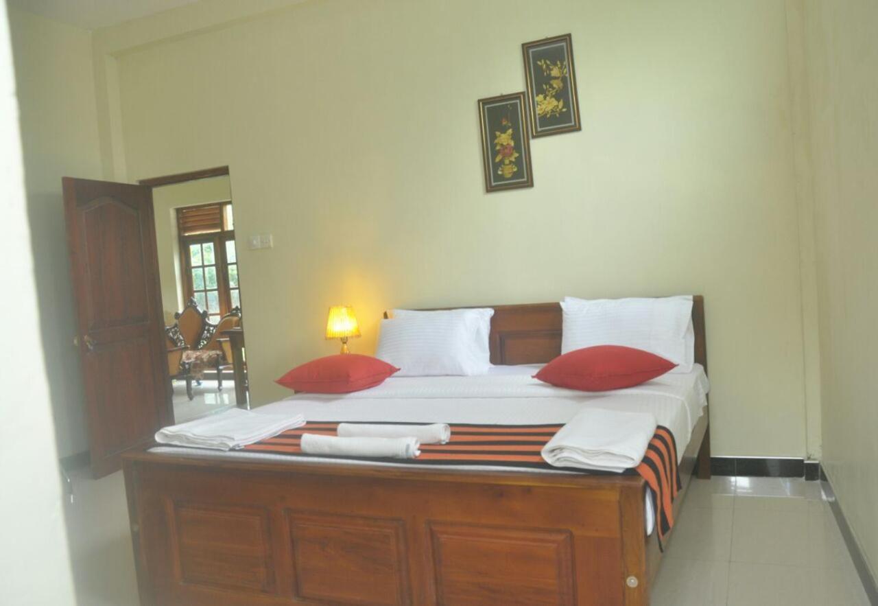 The Max Villa Negombo Luaran gambar