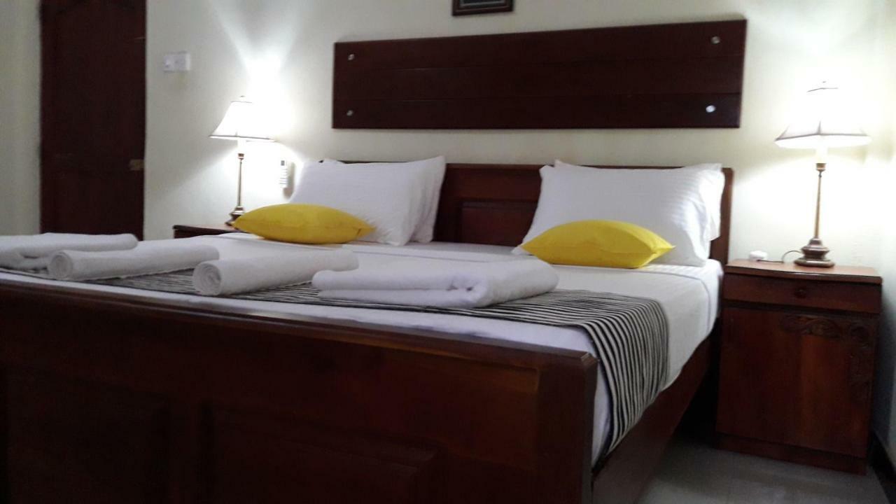 The Max Villa Negombo Luaran gambar